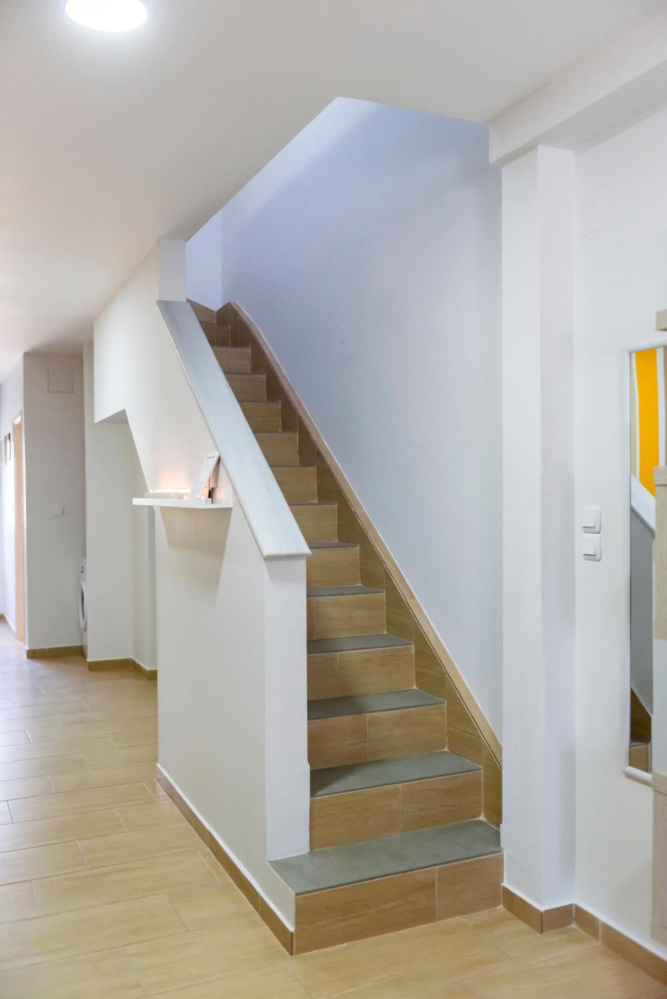 Byron Urban Apartment Каламата Экстерьер фото