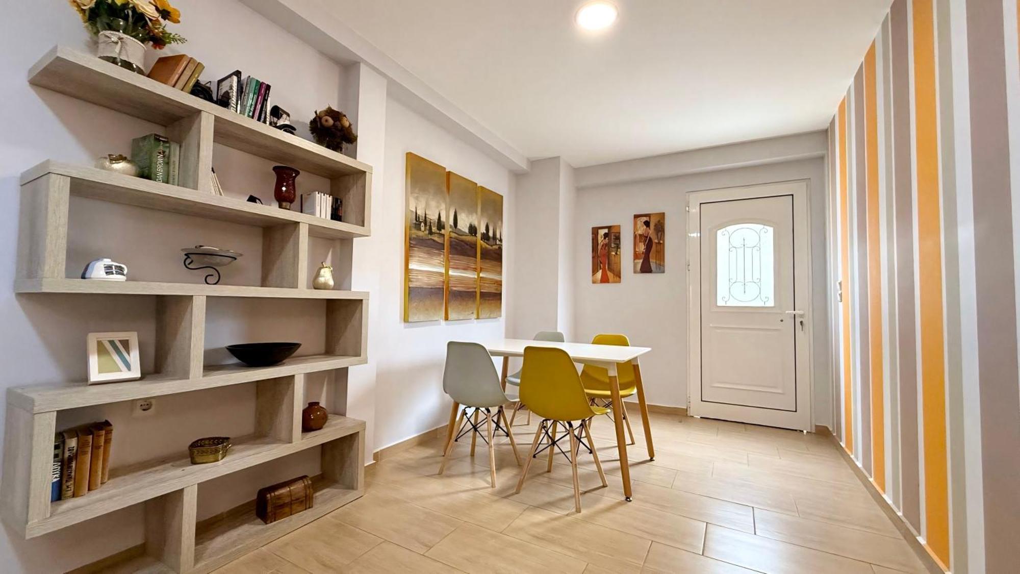Byron Urban Apartment Каламата Экстерьер фото