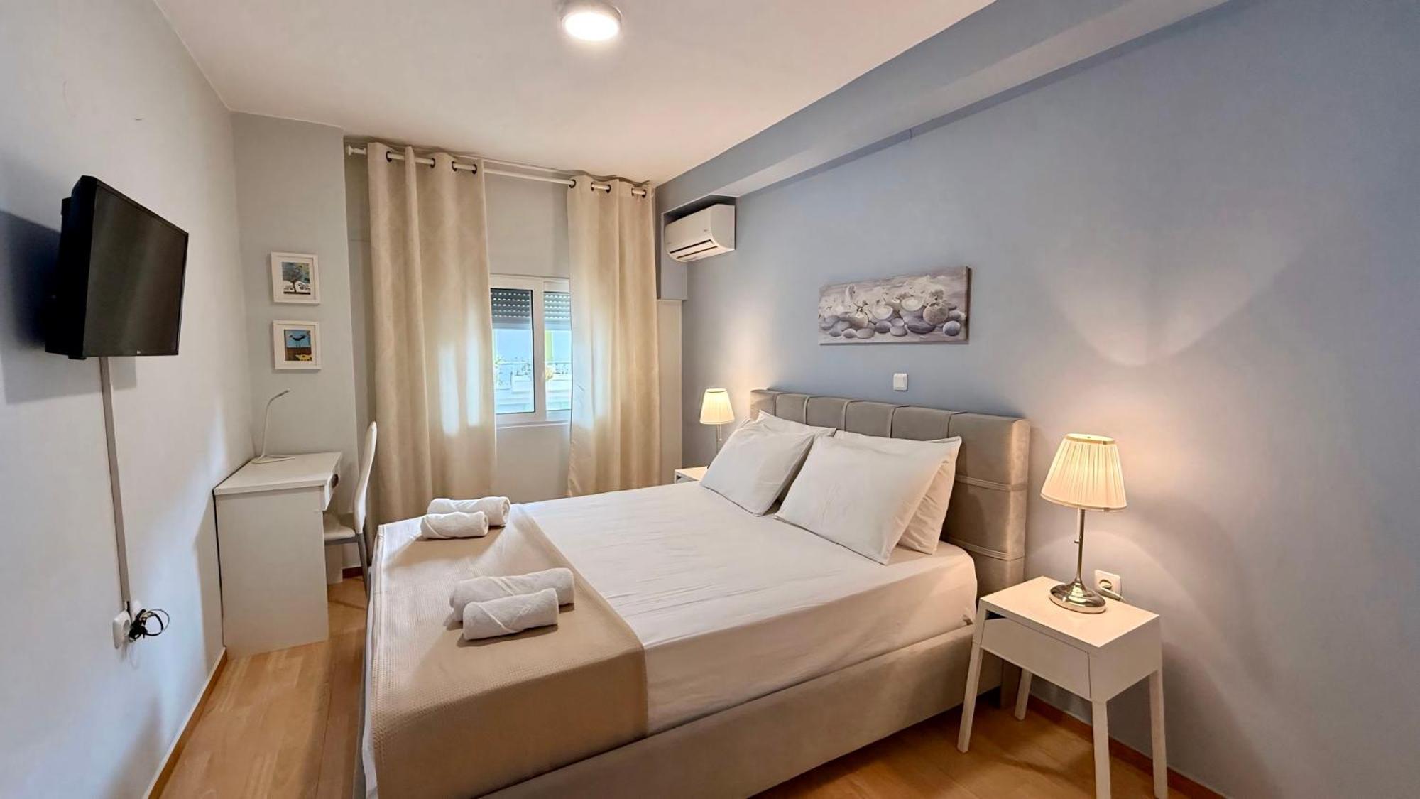 Byron Urban Apartment Каламата Экстерьер фото