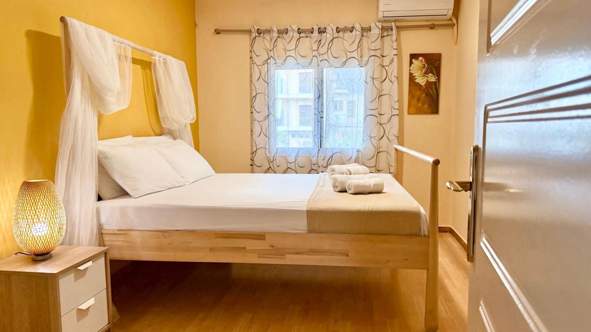 Byron Urban Apartment Каламата Экстерьер фото